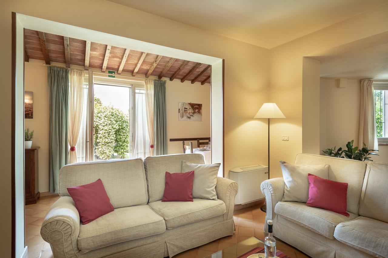Villa Il Borghetto Сиена Екстериор снимка