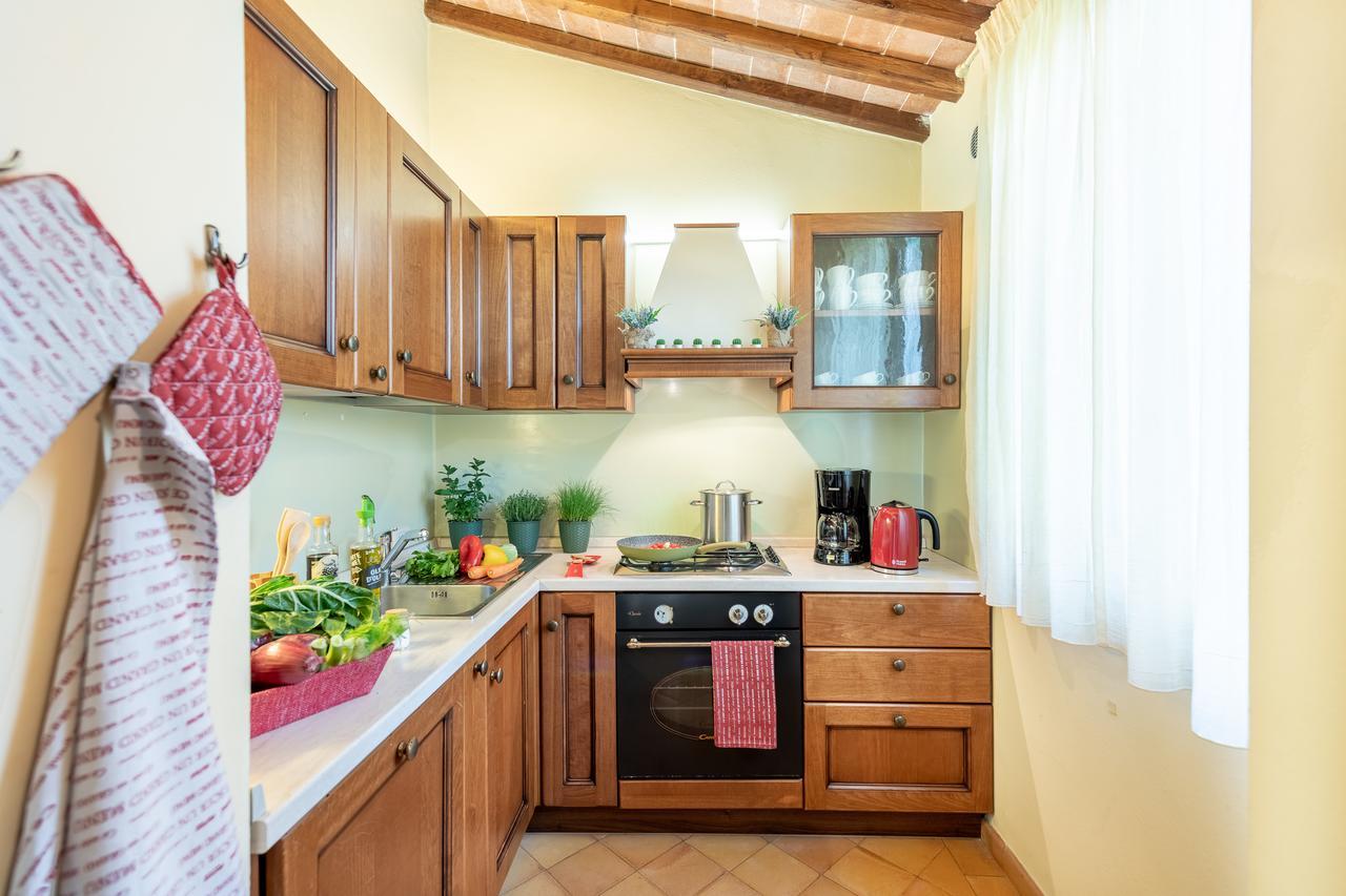 Villa Il Borghetto Сиена Екстериор снимка