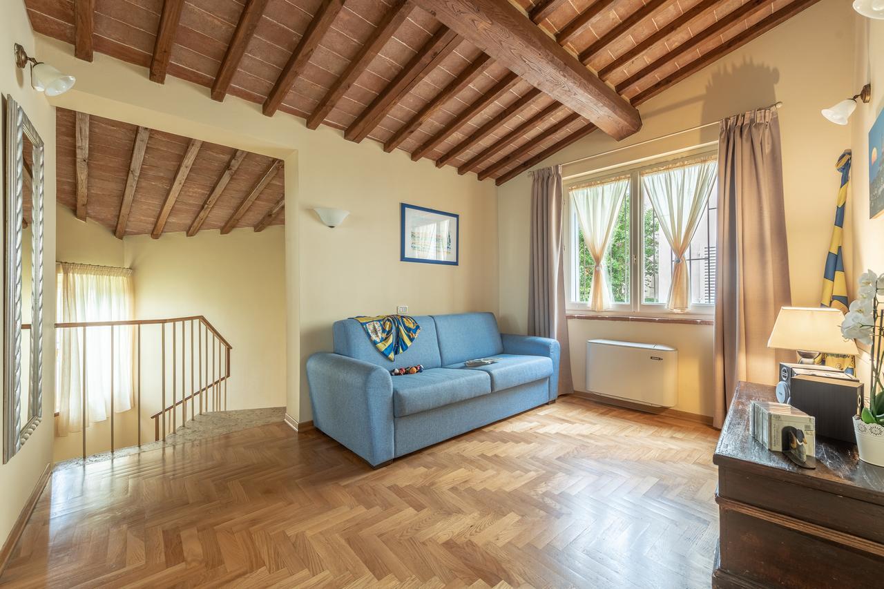 Villa Il Borghetto Сиена Екстериор снимка